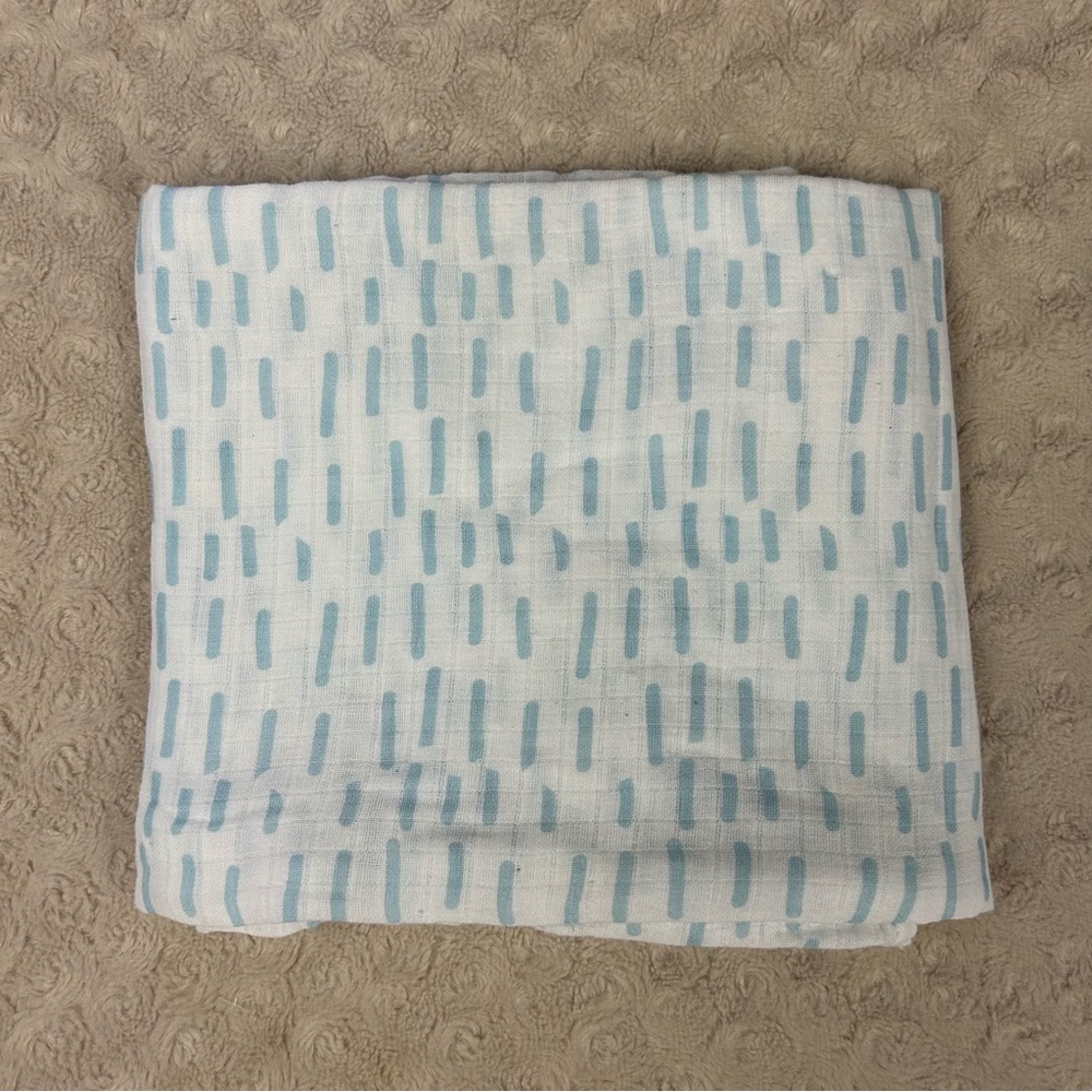 Le Petit Blue White Line Print Baby Swaddle Blanket Muslin Dash Stripe Lovey